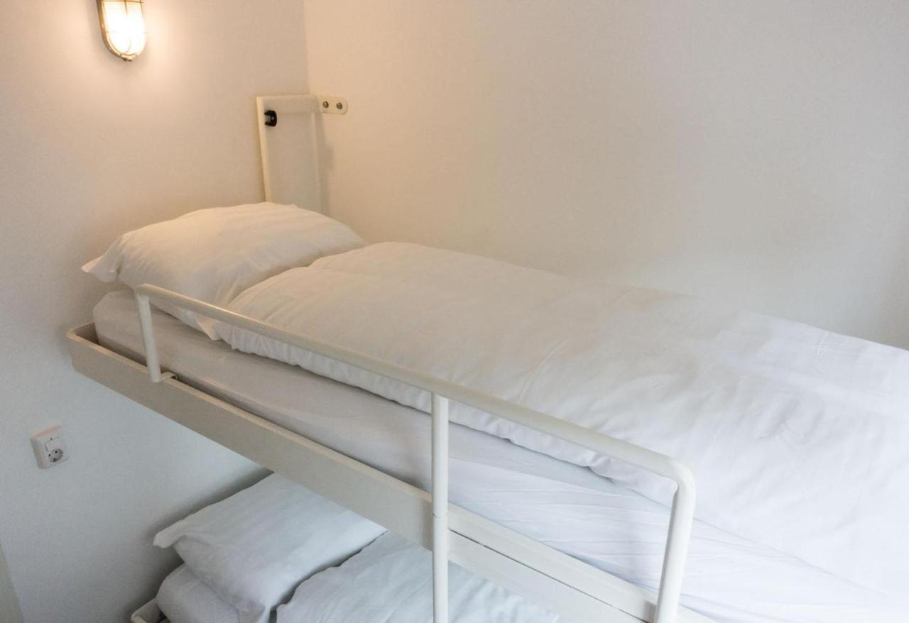 アムステルダム Houseboat Next To Amstel Bed & Breakfast エクステリア 写真